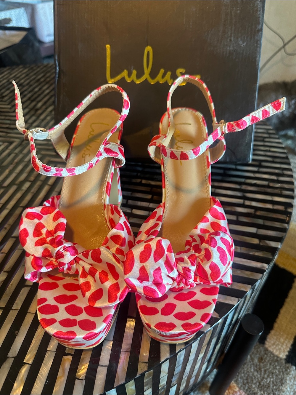 Lulu's Lyeluh Red Kiss Print Slingback Heels With Bow 💋💋 👠 👠